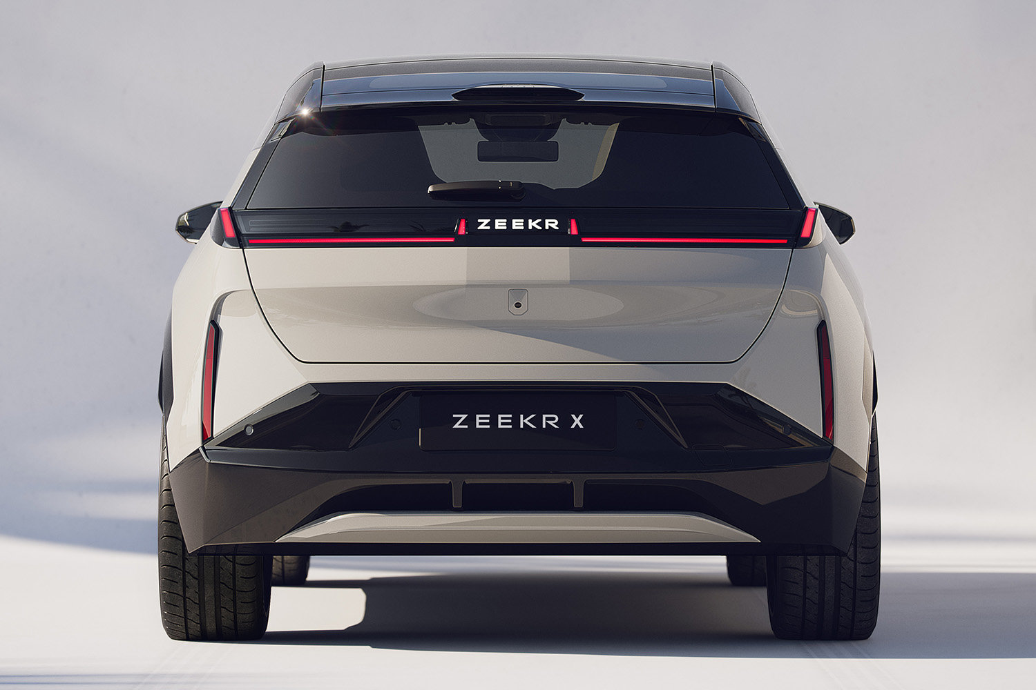 極氪第三款車官圖發(fā)布，正式命名ZEEKR X